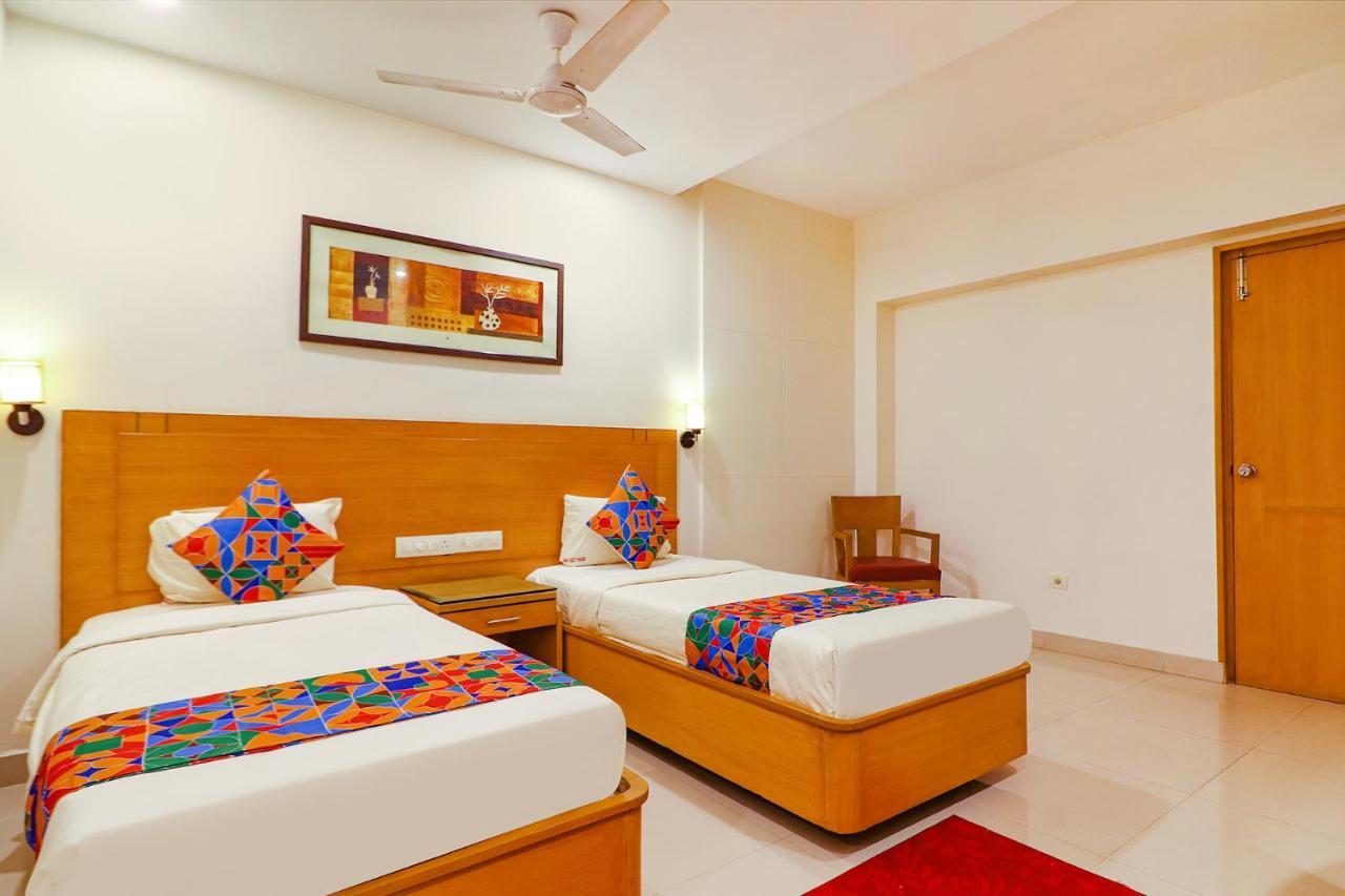 Fabhotel A&M - Nr Lv Prasad Institute, Banjara Hills Hyderabad Eksteriør billede